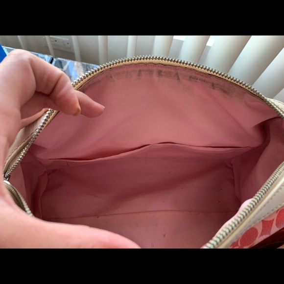 Coach Handbag - Picture 4 of 8